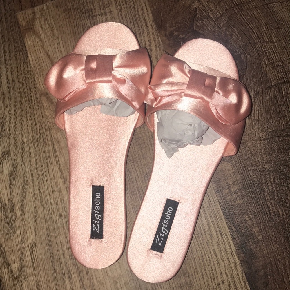 ZIGI SOHO Womens Valiant Casual Slide  Sandals